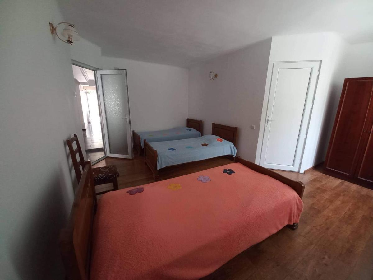 Guest House Maxim Makhinjauri Exterior foto