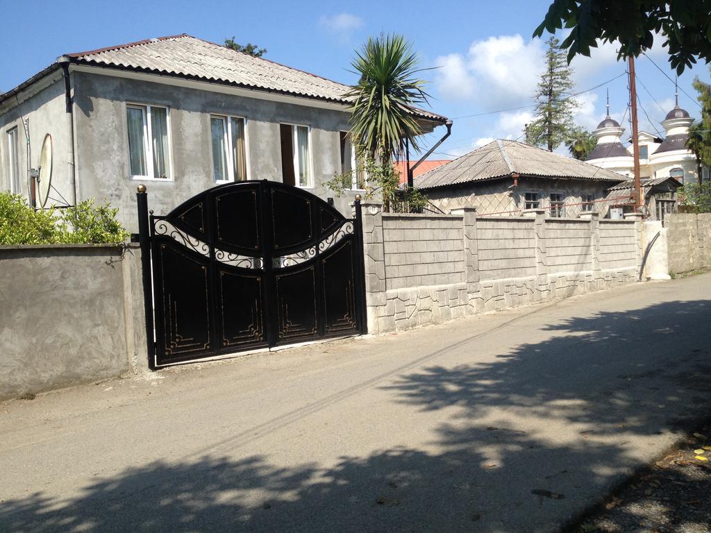 Guest House Maxim Makhinjauri Exterior foto