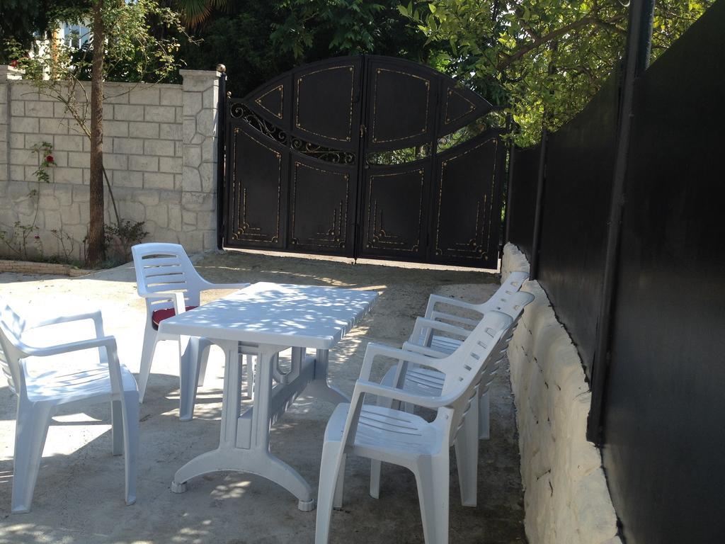 Guest House Maxim Makhinjauri Exterior foto