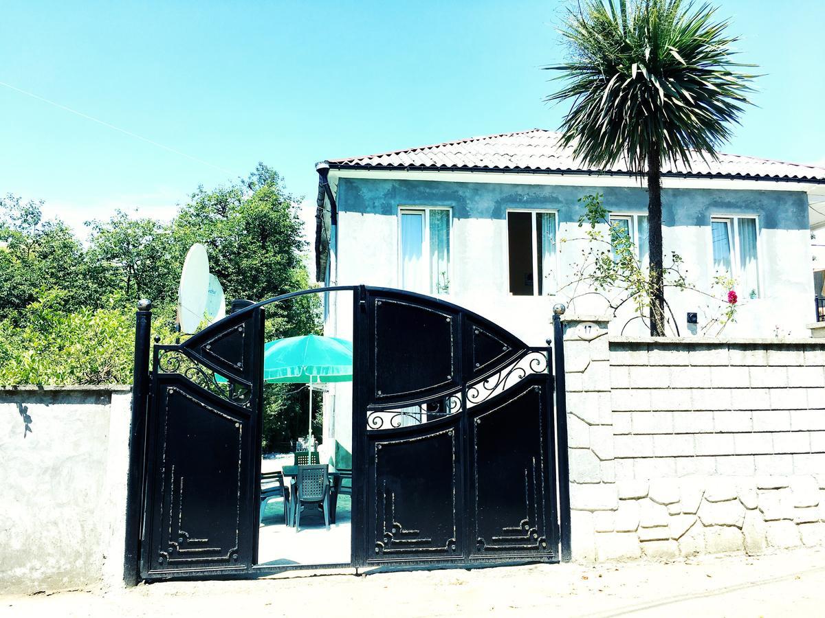 Guest House Maxim Makhinjauri Exterior foto